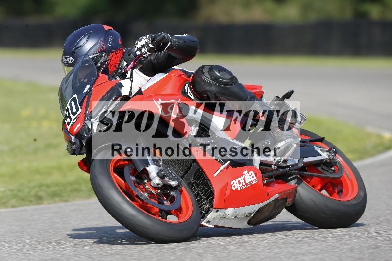 /45 10.08.2025 Plüss Moto Sport ADR/Einsteiger/90